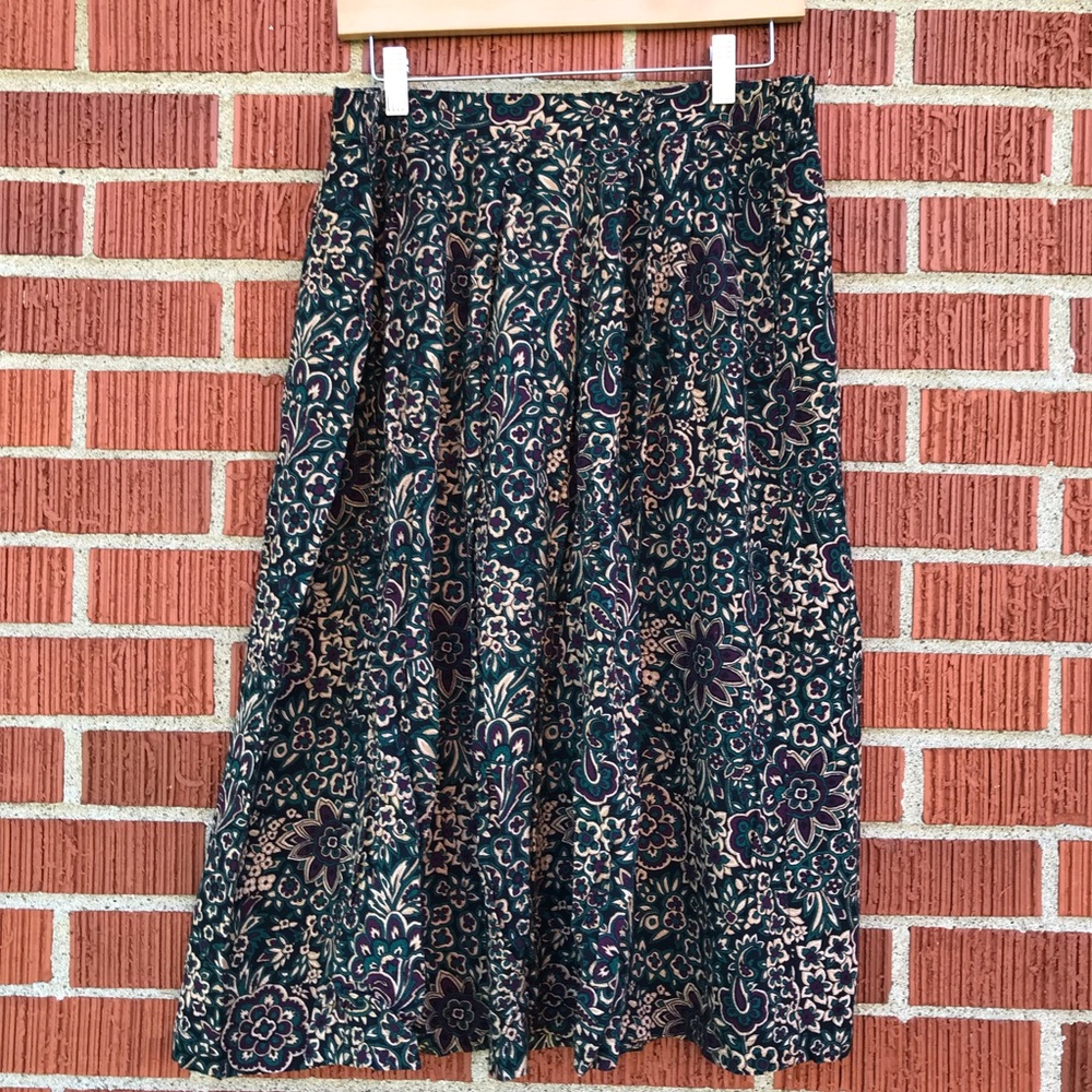 Sag Harbor Floral Midi Skirt burgundy tan Green medium petite pockets